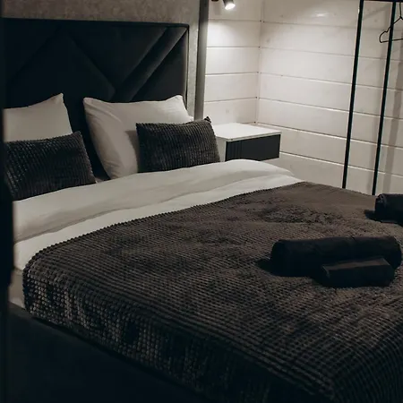 Forest Cliff Slavske